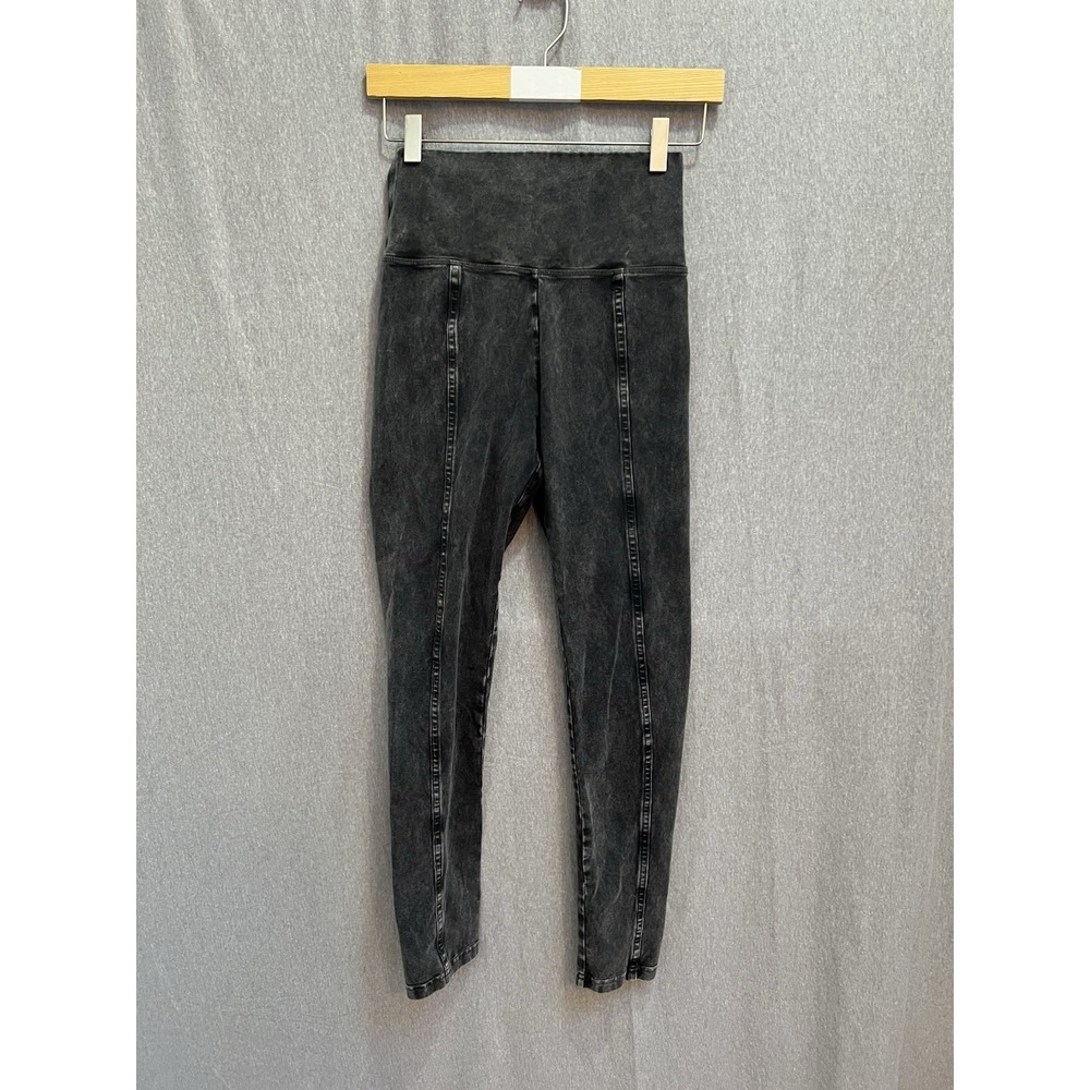 Aerie OFFLINE Sz M High-Rise 7/8 Black Leggings Women's